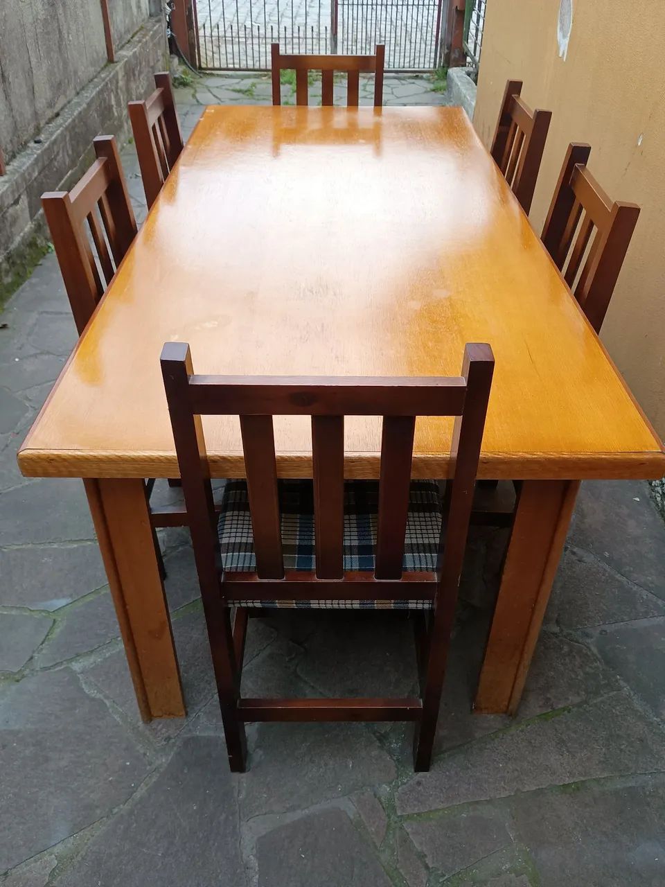 Mesa Grande, em madeira, com 6 cadeiras! - Foto 2