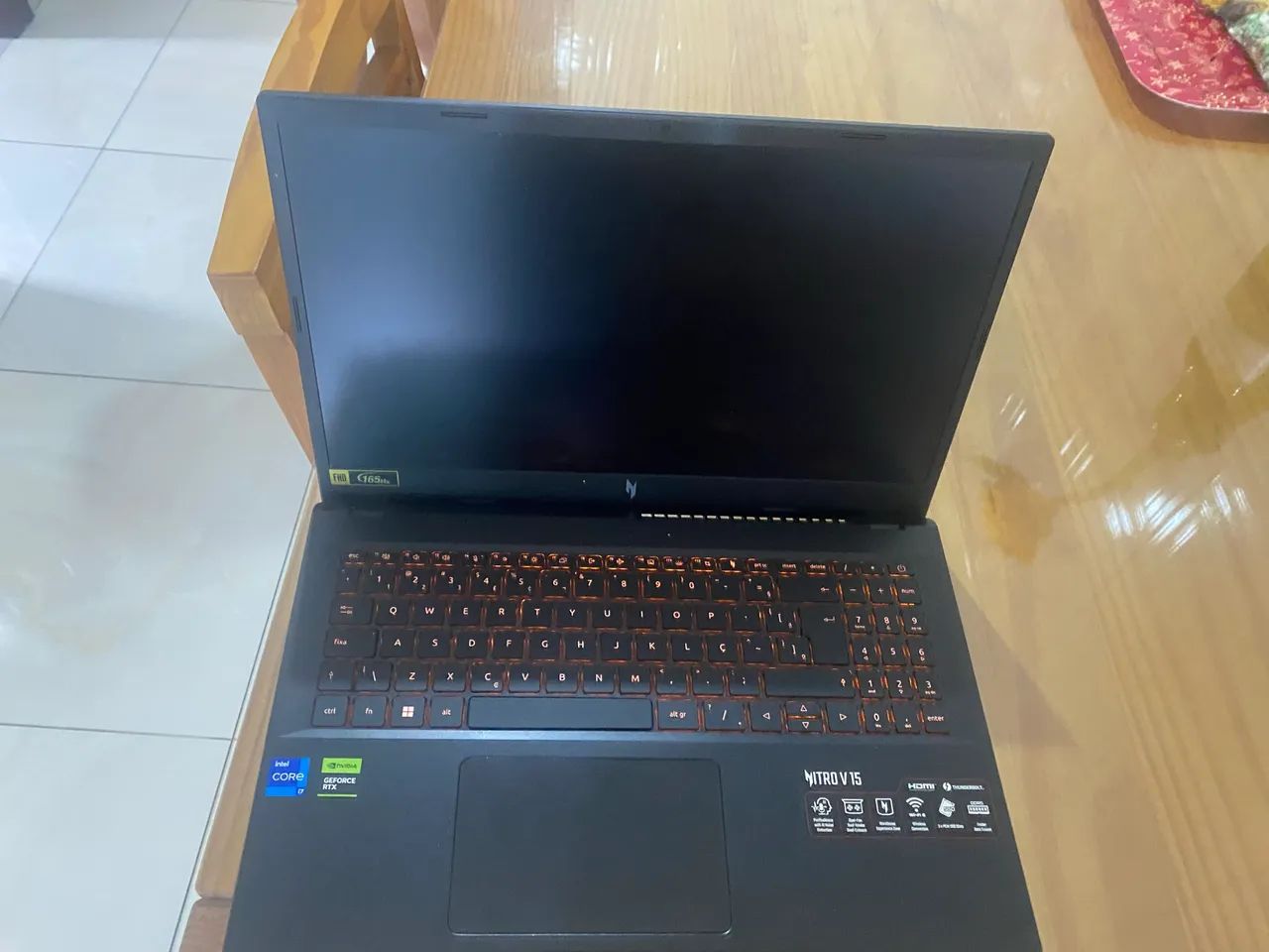 Nitro V15 - Foto 2