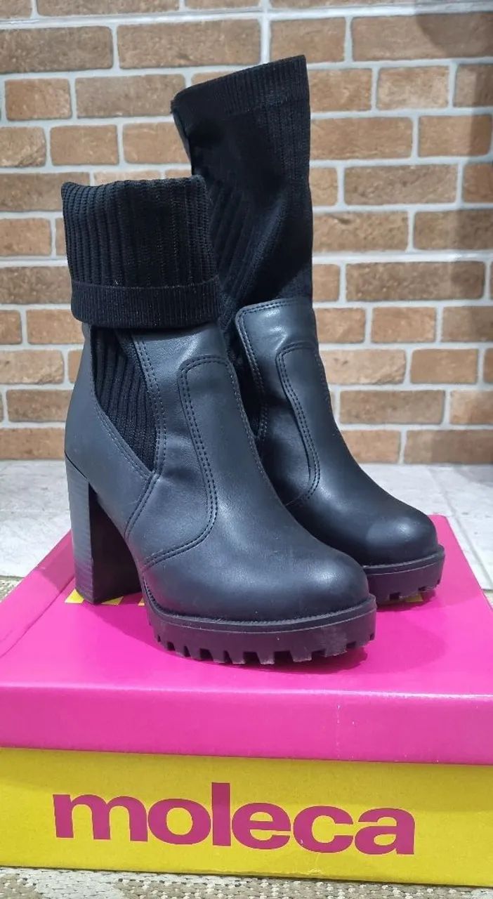 Vendo Bota Moleca n°35