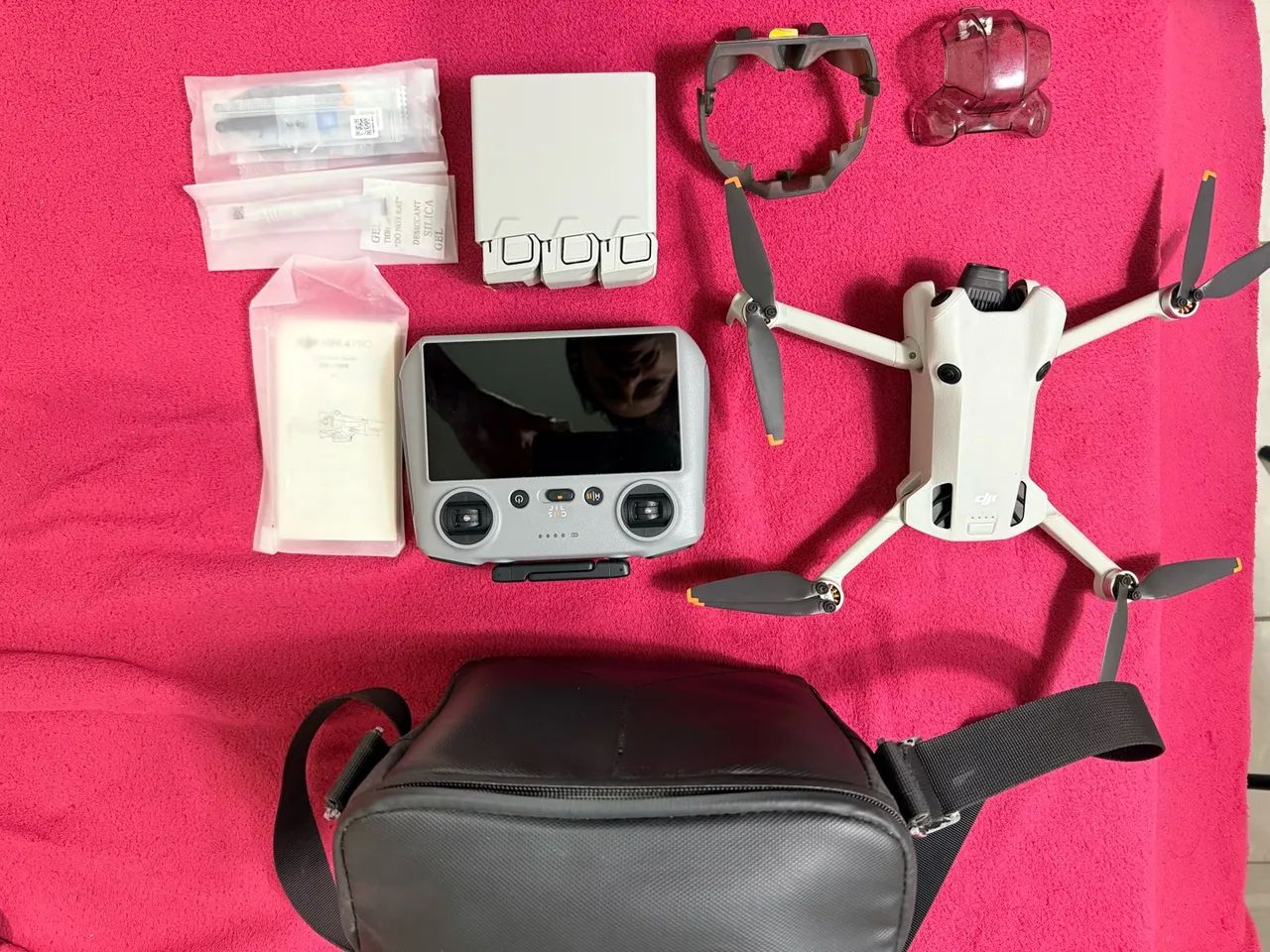 DRONE DJI MINI 4 PRO FLY MORE COMBO