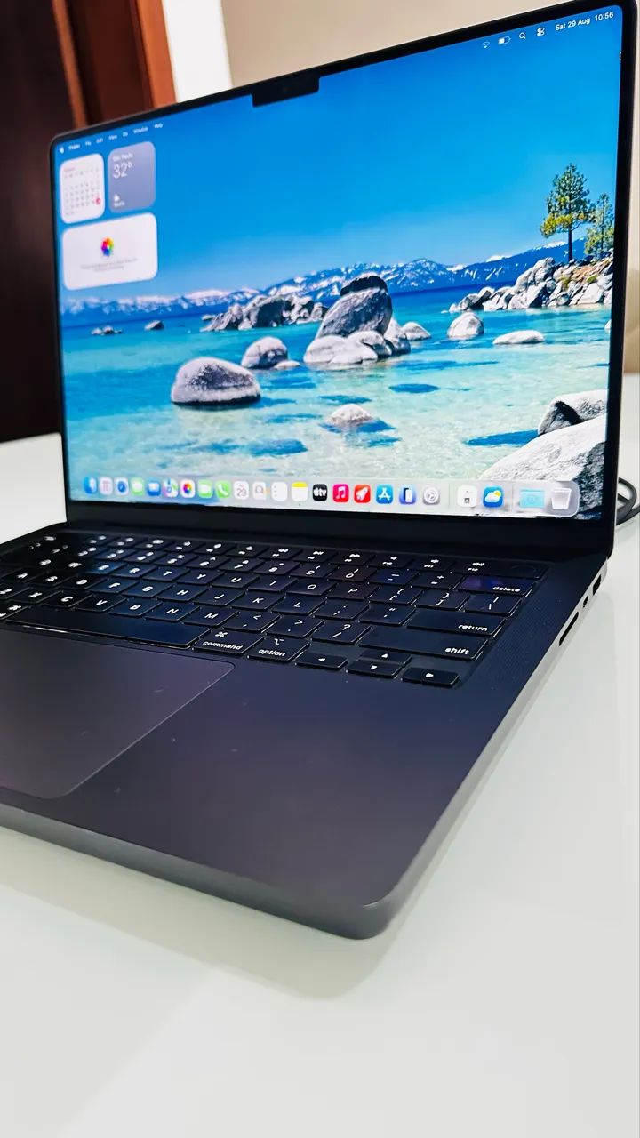 MacBook Pro 14 M3 Max 36GB RAM - 1TB- Space Black - Estado de Novo