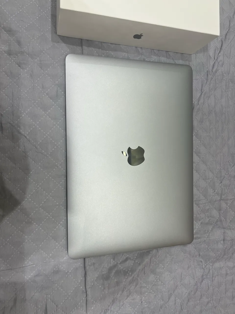 MacBook本体 MacBookAir 2017 8GB 128GB Macbook Air 2017 - Core i5 - RAM 8GB / SSD 128GB - Tela 13,3