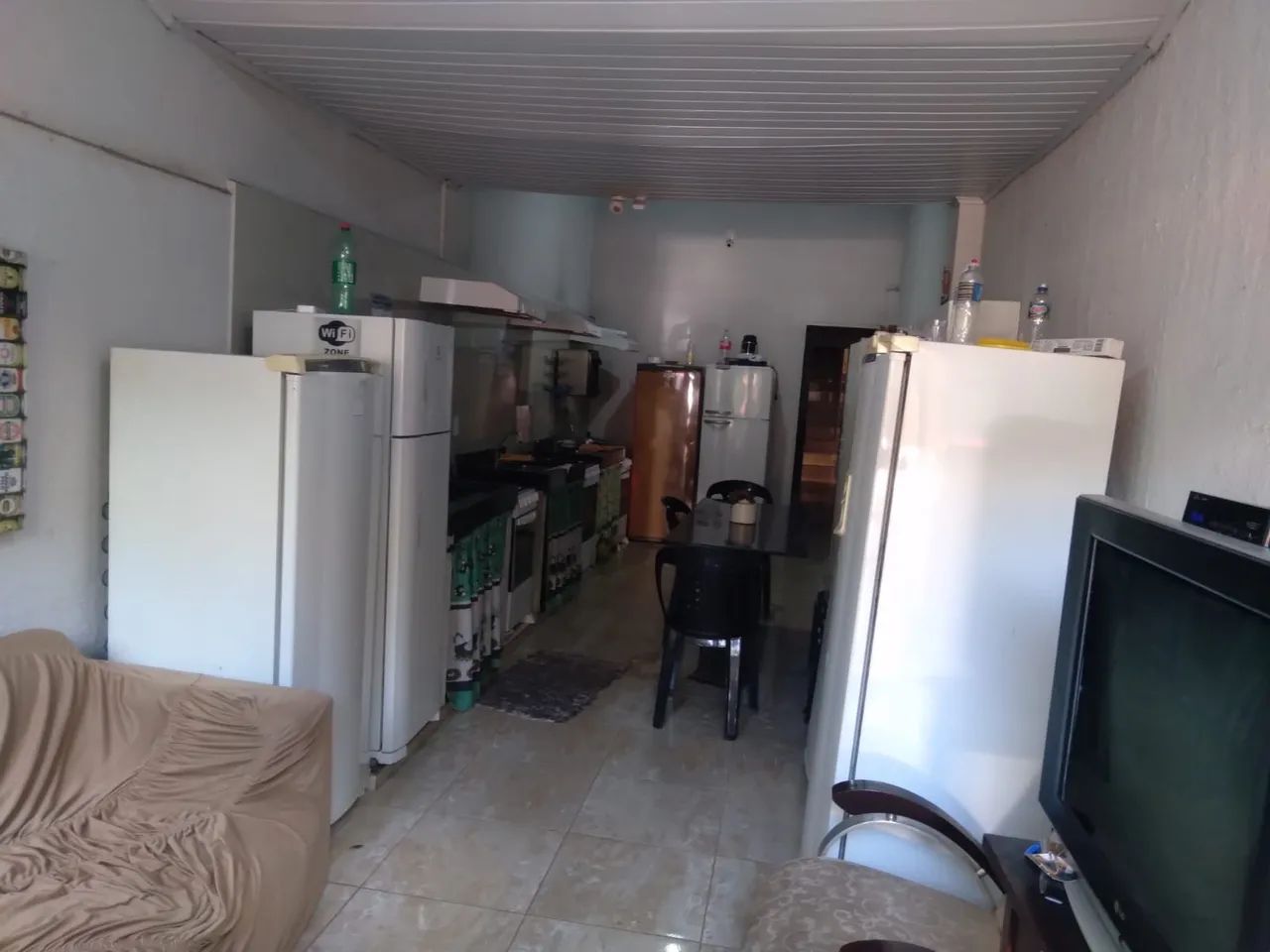 Quartos e Suítes pra alugar  - Foto 4
