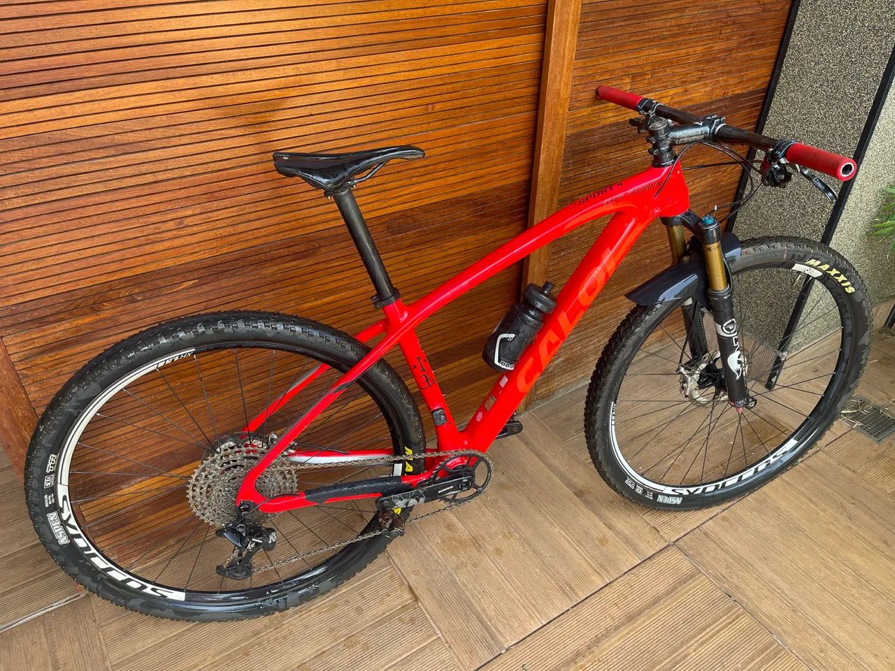 Caloi Elite Carbon - Kit Freios XTR + Fox Kashima - Upgrade de Performance
