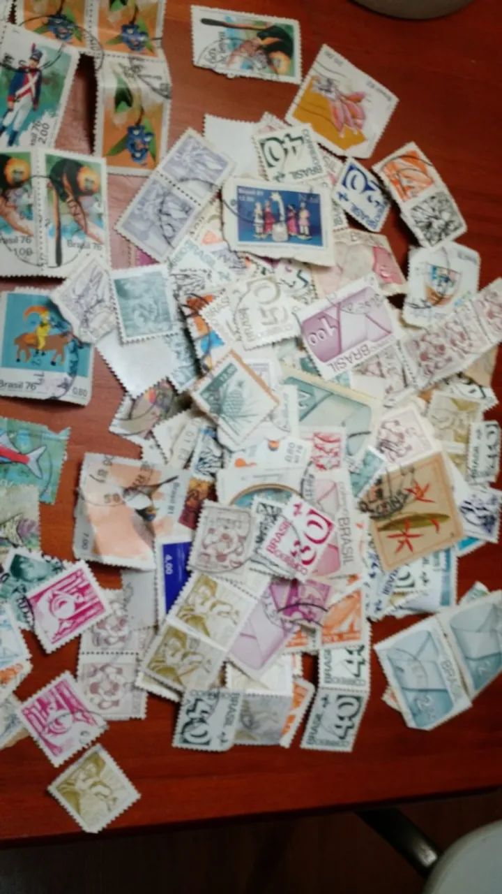 Coleção de selos antigos - Foto 3