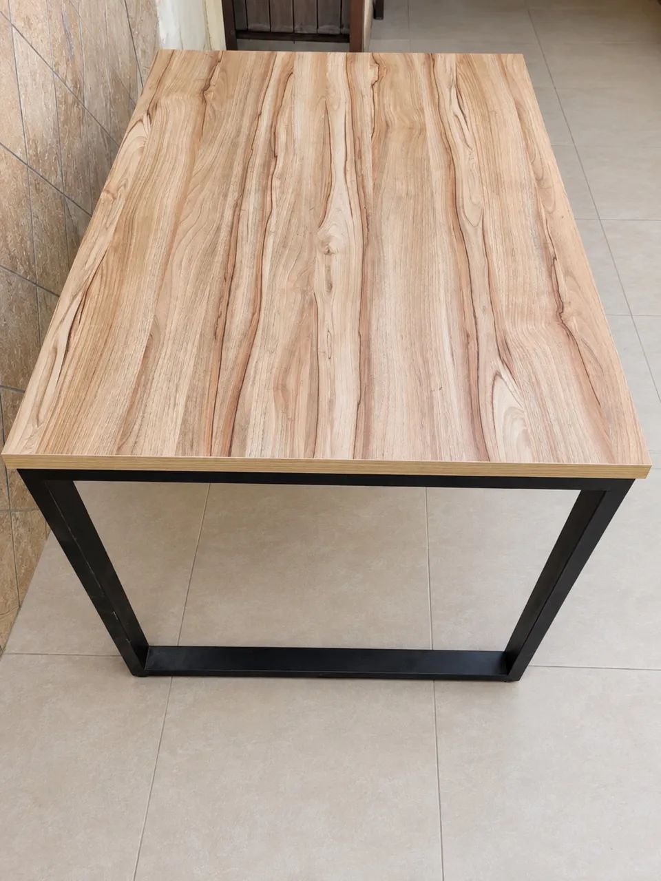 Mesa mdf quadrada - Foto 2