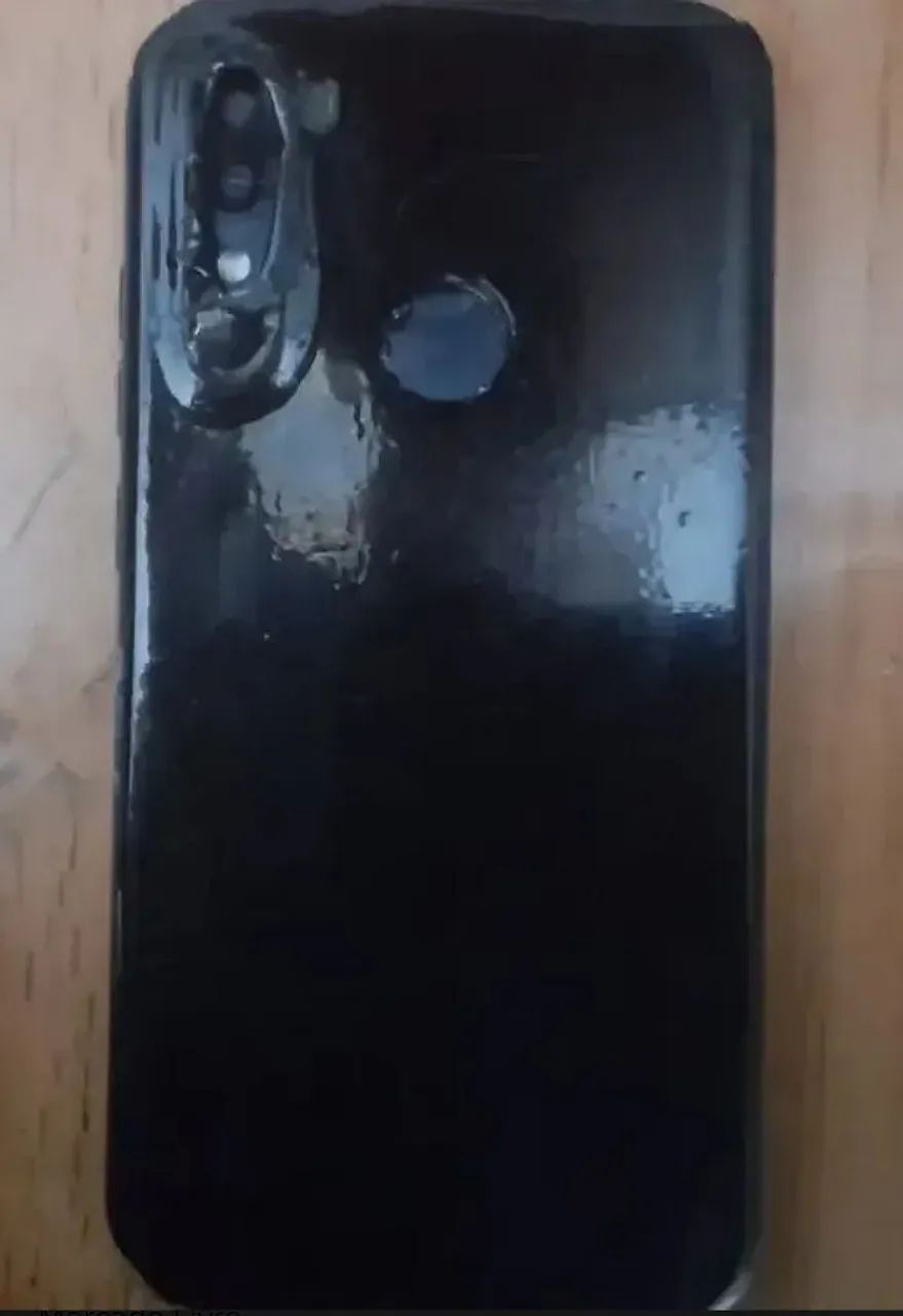 Celular Samsung Galaxy M20 (Com detalhe) 64 Gb de memória  - Foto 3