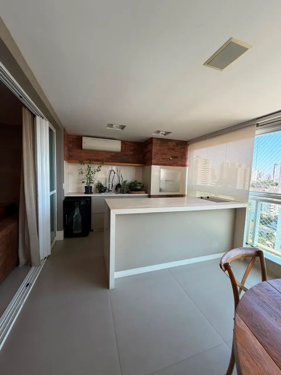Alugo apto luxuoso mobiliano do Edifício Sofisticato Plaenge com 192 metros, 3 suítes e 3  - Foto 3