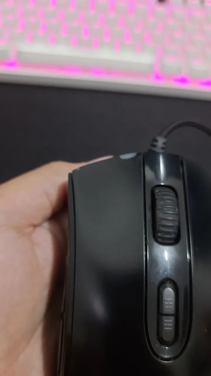Mouse Gamer HyperX Pulsefire Core (Scroll com defeito) - Foto 3