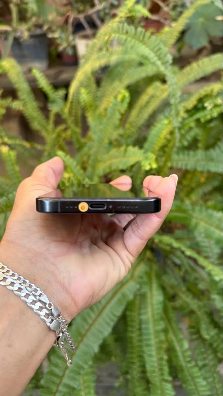 Vendo iPhone 16 pro - Foto 4