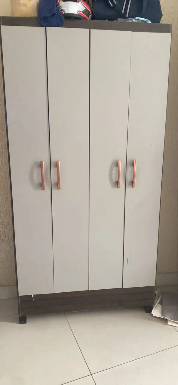 Guarda Roupas 