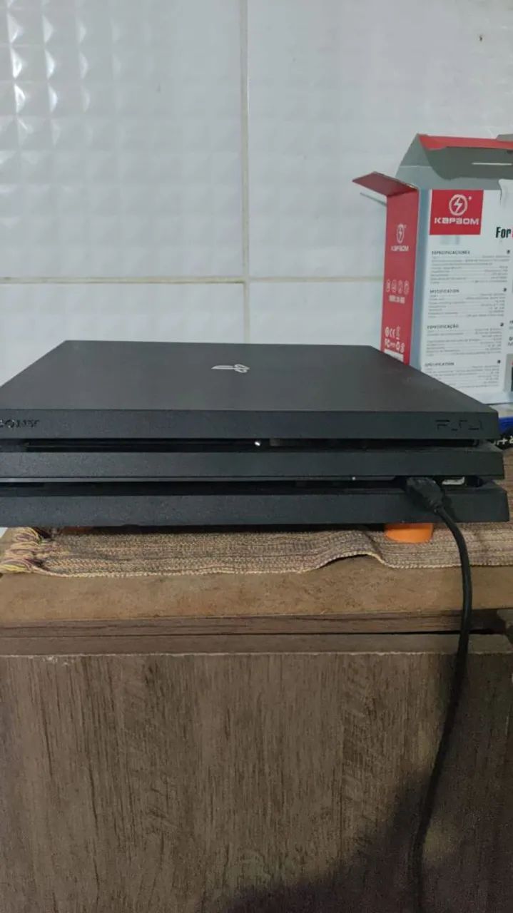 PS4 pro 1tb 4k