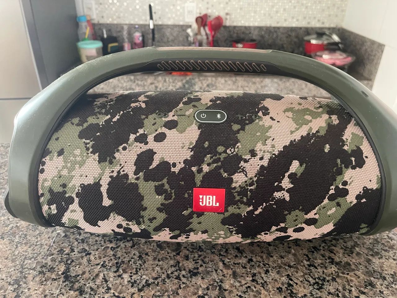 JBL bombox 2