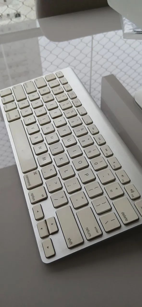 iMac 21,5" Core i5 + SSD 480GB Apple | R$ 1.500 - Foto 2