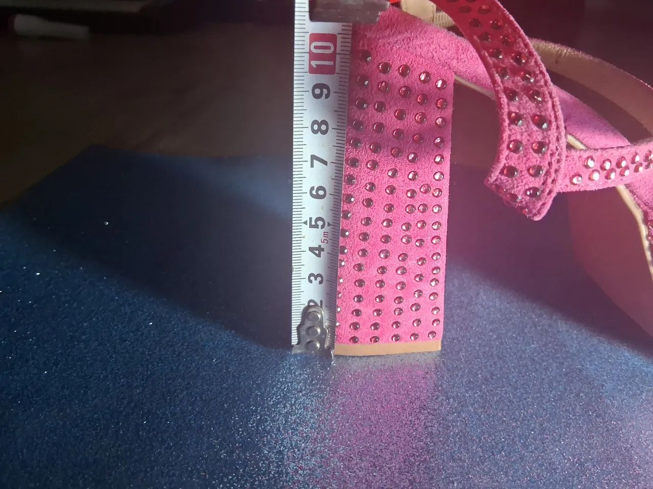 Salto alto rosa com strass  - Foto 5