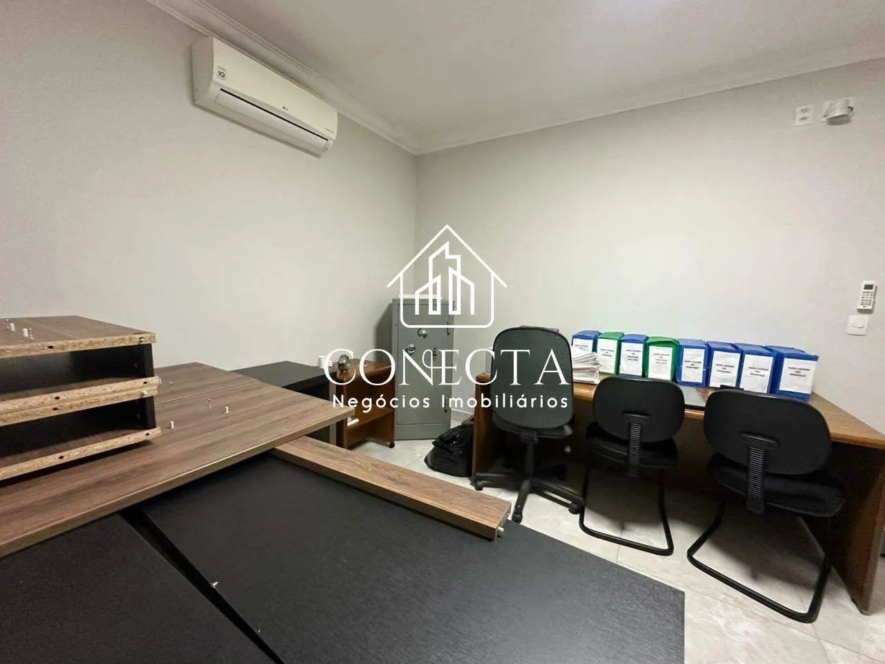Sala Comercial para Locação no Bairro Brasil, Uberlândia  65 m², Mobiliada e Pronta para E - Foto 3