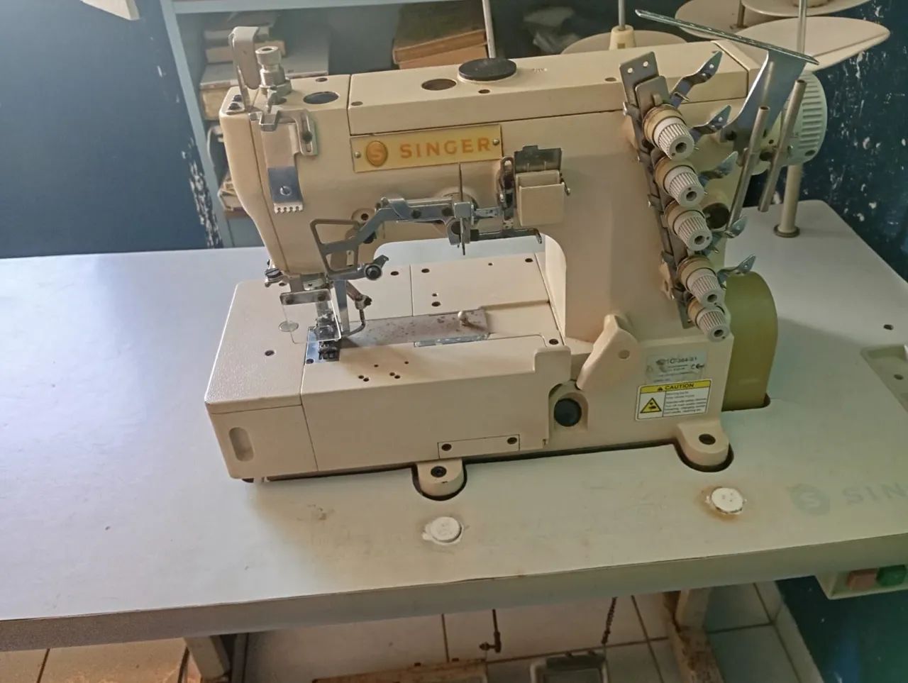 Máquina de costura galoneira - Foto 4