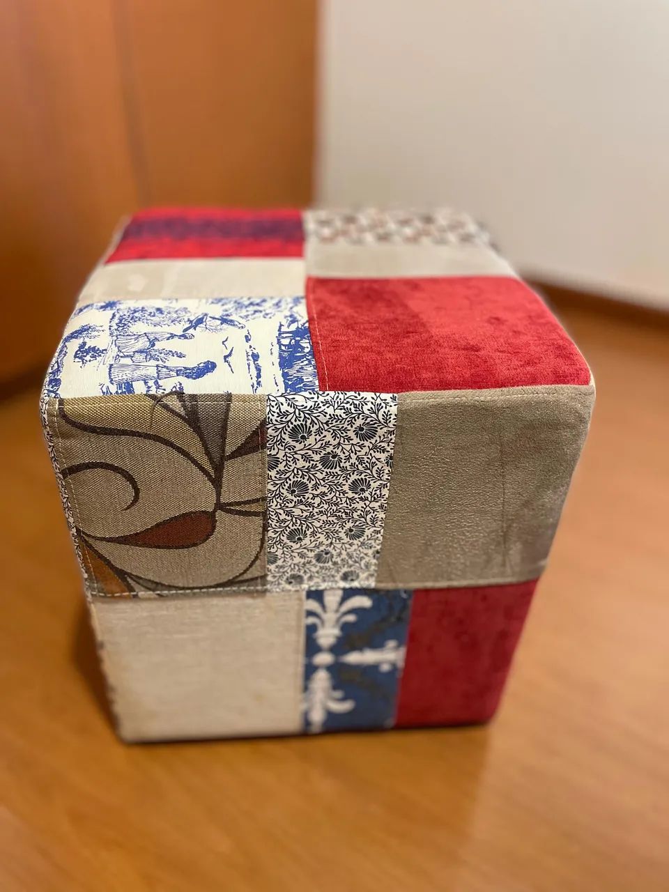Patchwork Velvet Pouf417563117953361925