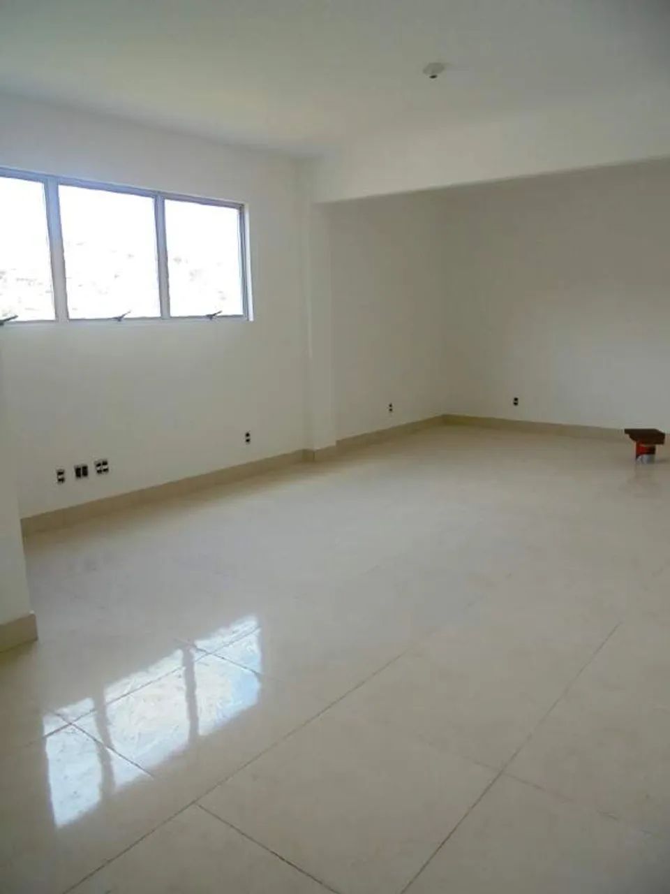 Excelente sala, no centro comercial de Viçosa.Com acessibilidade! - Foto 3
