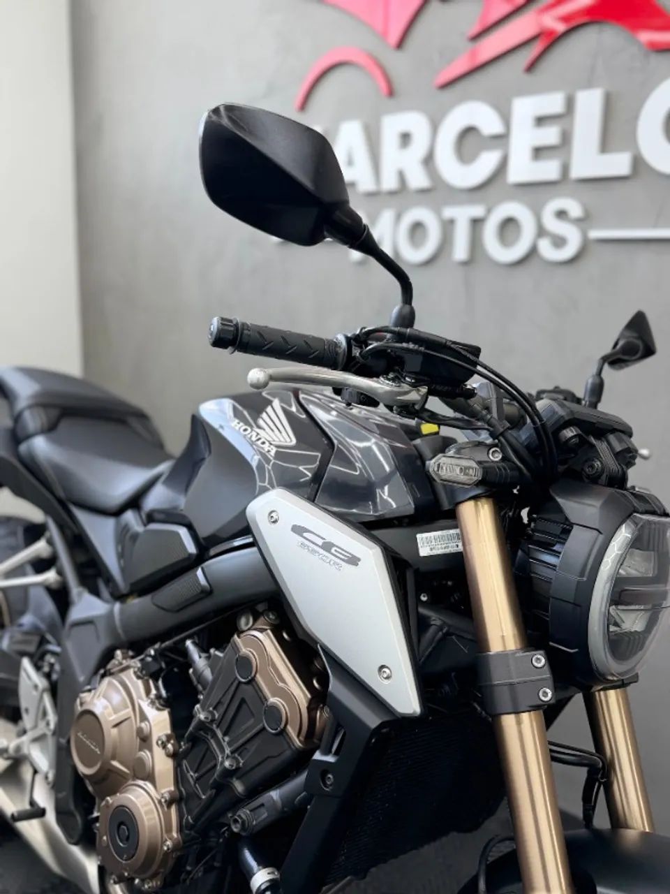 Honda CB 650R 2022 - Foto 3
