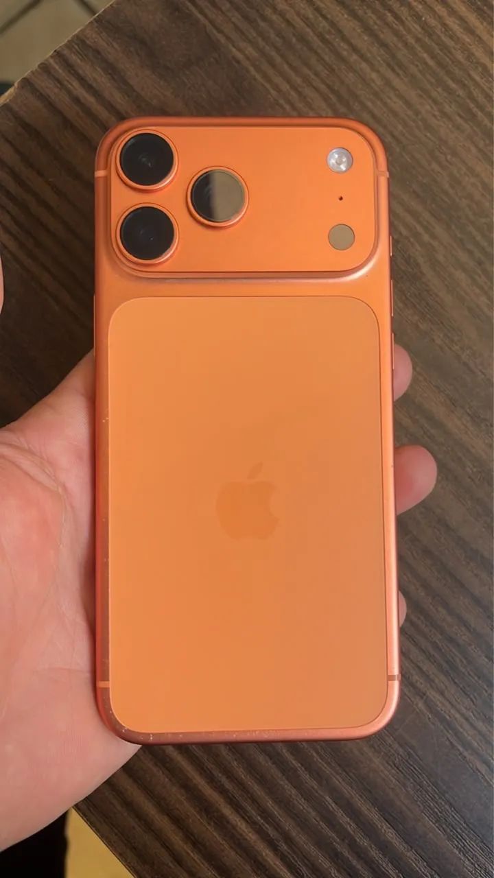 iPhone 17 Pro Max 256GB - 97% de bateria