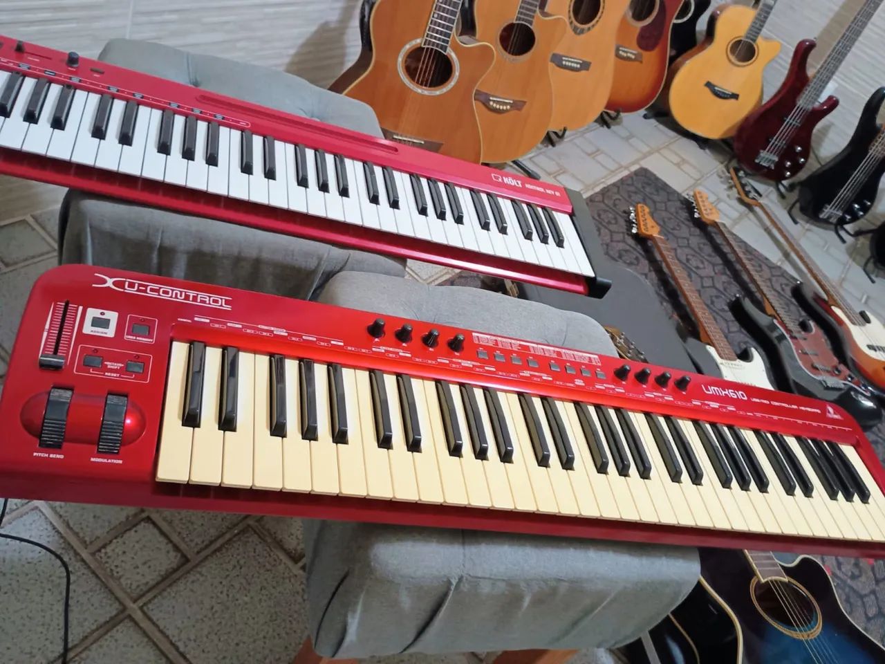 Teclado Controlador Behringer perfeito estado - Foto 4