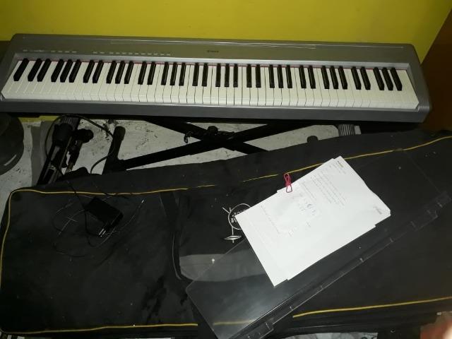 Yamaha piano p95