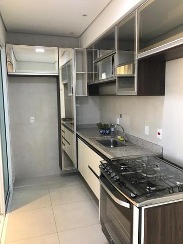 Vendo/aluguel apt no flamboyant semi-mobiliado - Foto 15