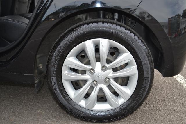 Hyundai HB20 2016 1.6 Comfort Plus 16v 4p Manual Flex Bancos em Couro Mono-Color - Foto 12