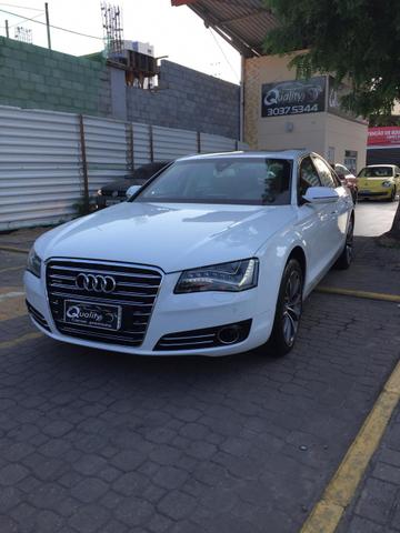 Audi A8 2011 4.2 quatro blindado