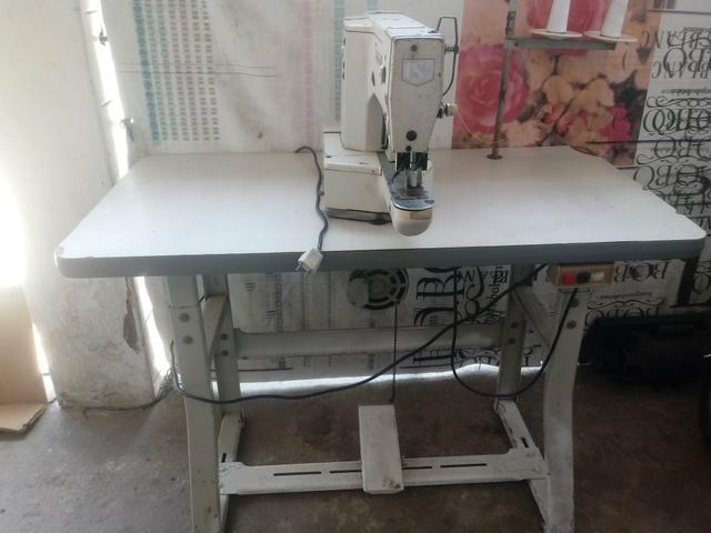 Vendo maquina travete Sun special .maquina muito boa ,liga que agente negocia.