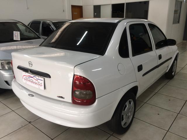 CORSA Classic 1.6 2003 c/ direção hidráulica - Foto 5