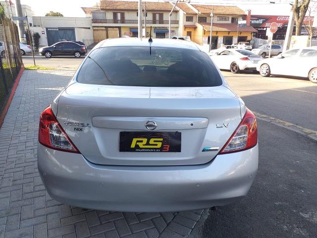 Nissan Versa - Foto 2