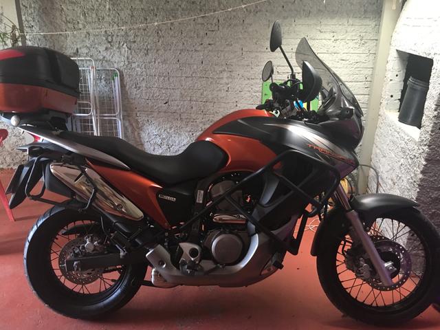 Honda Transalp 700cc