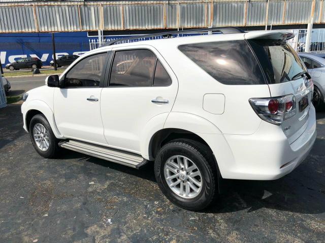 Hilux SW4 SR 2.7 automática - Foto 4