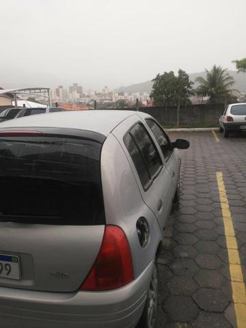 Clio 1.6 RN Ano 2000 - Foto 4