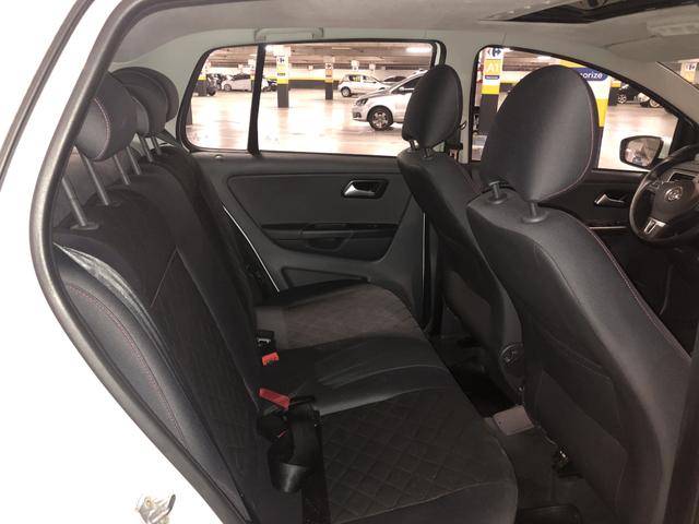 Volkswagen Fox 1.6 Highline Flex Manual - Teto Solar - 2014 - Foto 7