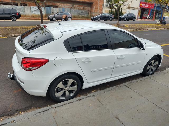 Cruze LT Hatch - Foto 8
