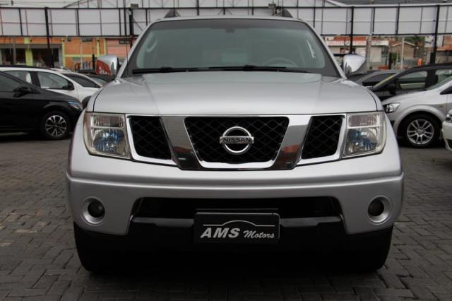 NISSAN FRONTIER SEL CD 4X4 2.5 TB DD AUT - Foto 2