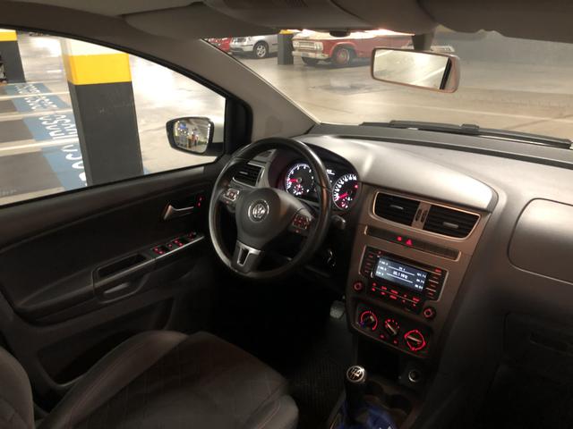 Volkswagen Fox 1.6 Highline Flex Manual - Teto Solar - 2014 - Foto 8