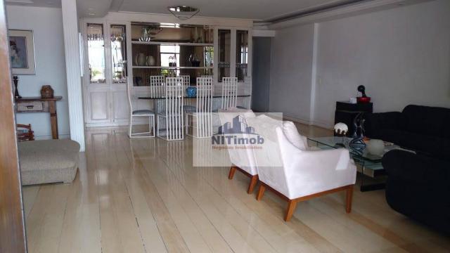 Ótimo apartamento frente mar, muito amplo beirando 280 m2, mobiliado, com sala, sala intim