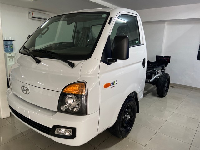 HYUNDAI HR 2.5 LONGO SEM CAÇAMBA 4X2 16V 130CV TUR