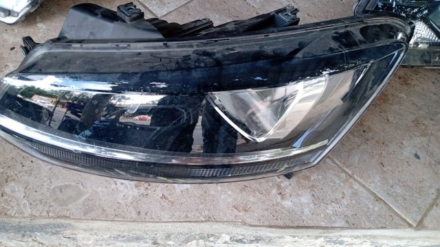 Farol VW Fox 2015 Lado Esquerdo