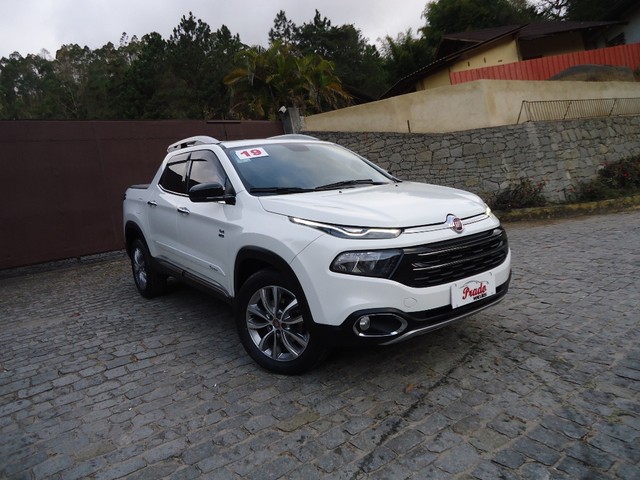 FIAT TORO VOLCANO 2.0 DIESEL AT9 4X4