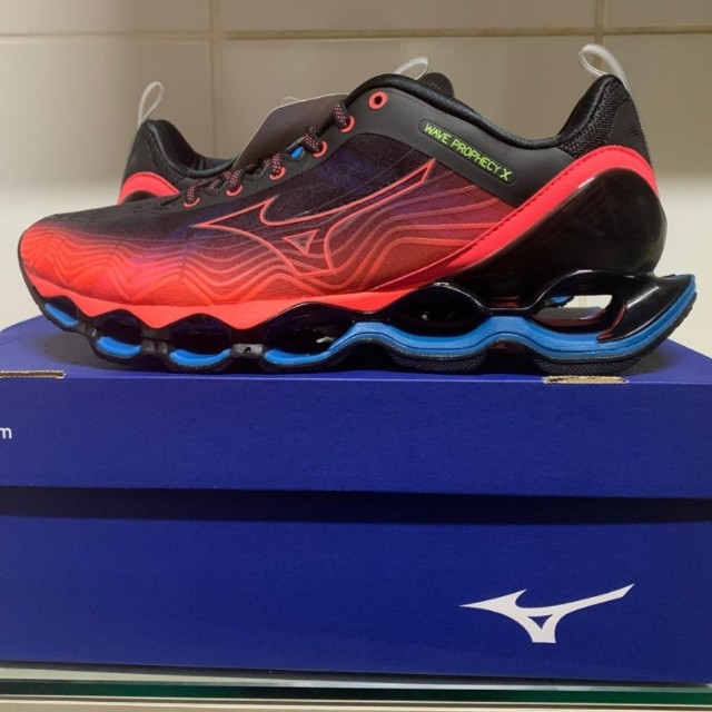 mizuno novo preto