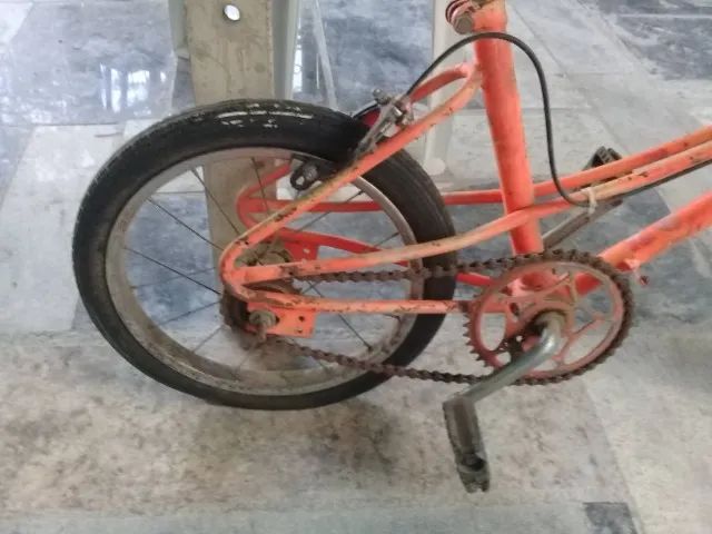 bicicleta antiga cecizinha - Foto 2