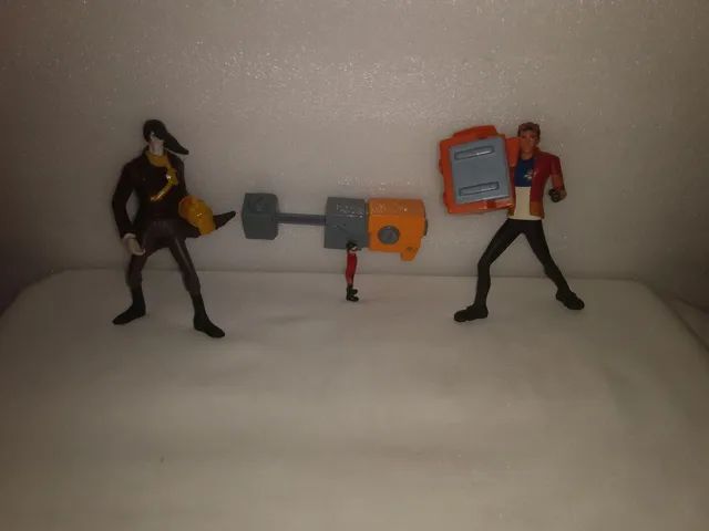 Lote De Bonecos Mutante Rex (generator Rex) Mc Donalds