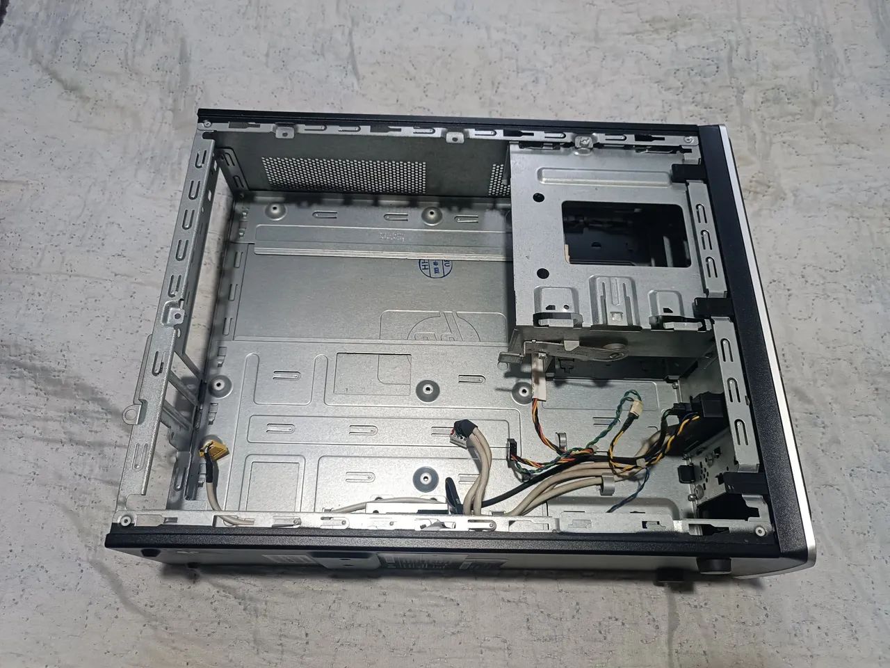 Gabinete HP Pavilion Slimline sem fonte - Foto 4