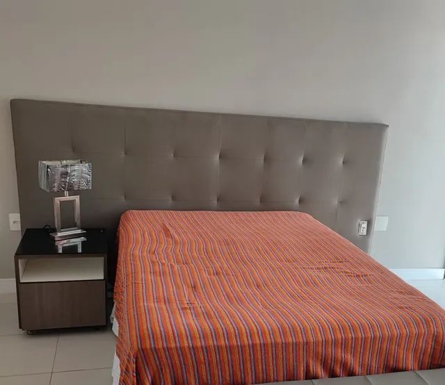Cabeceira 2,61m x 1,21m em Corano Cinza 