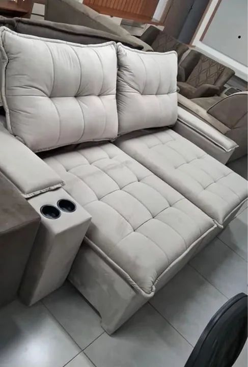 Sofá Paris novo pronto entrega 